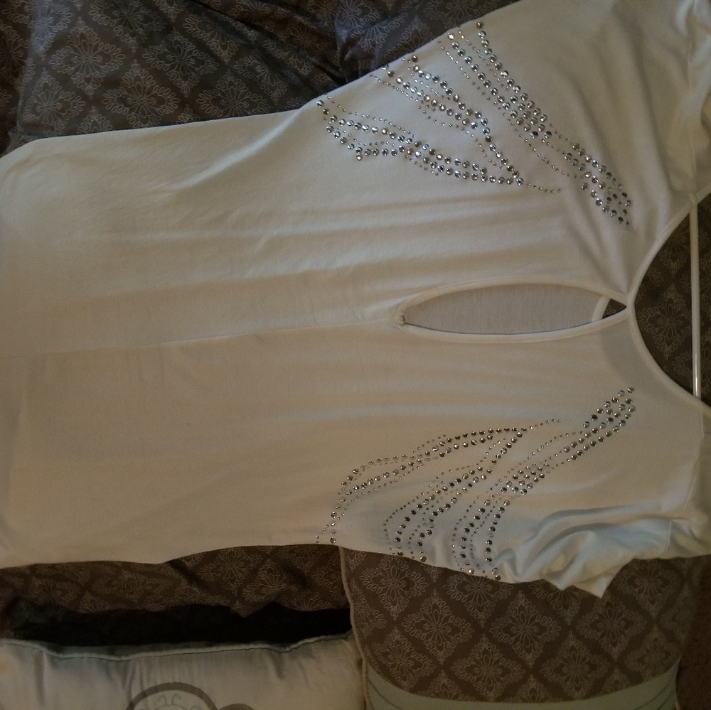 Shirt - Picture 2 of 2